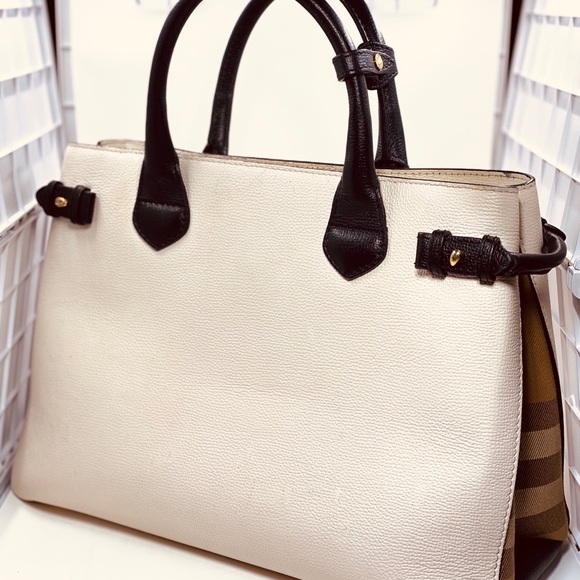 Burberry Leather White Black Handbag. W/COA - Picture 3 of 8